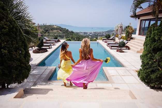 Проверка рейтингов и отзывов отелей